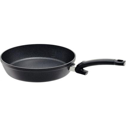 133199 neprilnava panev o 24 cm adamant comfort fissler