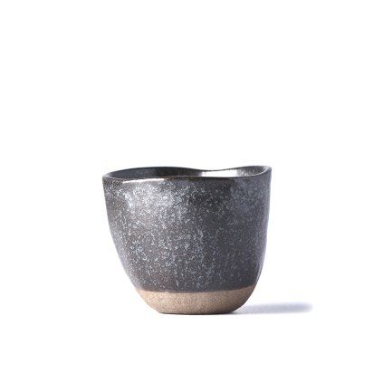 Hrnek TEA CUP 180 ml, s nepravidelným okrajem , hnědá, MIJ