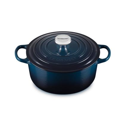 Kastrol SIGNATURE 24 cm, 4,2 l, NUIT, litina, Le Creuset