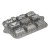 Forma na 9-dílný piškotový vláček Train Cake Bundt® stříbrná Nordic Ware