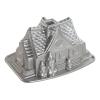 Forma na pečení GINGERBREAD HOUSE BUNDT, perníková chaloupka, stříbrná, Nordic Ware