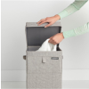 stohovatelny kos na pradlo brabantia svetle sedy melir 35 l 2