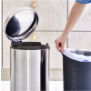 pedalovy odpadkovy kos otiskuvzdorny newlcon brabantia matny ocelovy 20 l 13