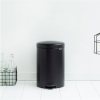 pedalovy odpadkovy kos newlcon brabantia matny cerny 20 l 5