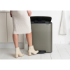 pedalovy odpadkovy kos bo brabantia platinovy 60 l 10