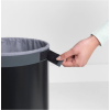 kos na pradlo s korkovym vikem brabantia cerny 35 l 4
