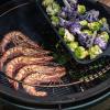 Gril na dřevěné uhlí M 38 cm,  + pojízdný stůl + ConvEGGtor + pohrabáč, zelená, Big Green Egg