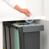 Vestavný odpadkový koš SORT & GO 2x 30 l, tmavě šedá / nefritově zelená, plast, Brabantia