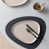 Jídelní talíř CURVE 30 cm, písková, kamenina, LIND DNA