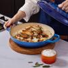 Kastrol SIGNATURE 26 cm, 2,2 l, AZURE, litina, Le Creuset