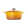 Kastrol SIGNATURE 24 cm, 4,2 l, NECTAR, litina, Le Creuset