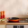 Pánev SIGNATURE 28 cm, FLAME, litina, Le Creuset
