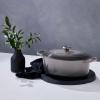 Kastrol SIGNATURE 29 cm, 4,7 l, oválný, FLINT, litina, Le Creuset