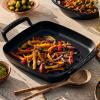 Venkovní grilovací koš BBQ 30 cm, černá, litina, Le Creuset