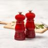Sada mlýnků na sůl a pepř 11 cm, sada 2 ks, CERISE, plast, Le Creuset