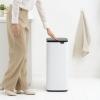 Dotykový odpadkový koš BO TOUCH BIN 30 l, platinová, ocel, Brabantia