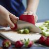 Dětský nůž LE PETIT CHEF 10 cm, červená, s chráničem prstů, Opinel