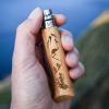 Kapesní nůž N°08 ENGRAVED HIKING 8,5 cm, bukové dřevo, Opinel